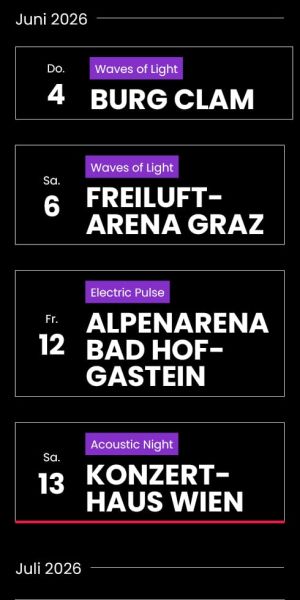 Kompakte Auflistung des Eventkalenders im Darkmode